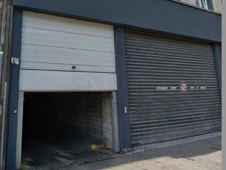 parking sécurisé sous terrain mairie tourcoing