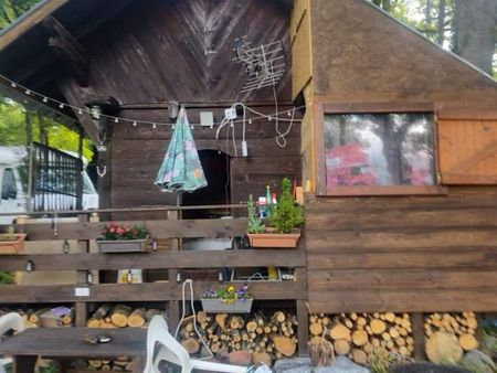 vend chalet dans camping