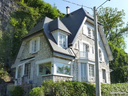 superbe villa bourgeoise de caractère de 188m2 au cœur d’aix les bains