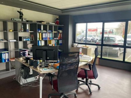 bureaux 295 m²