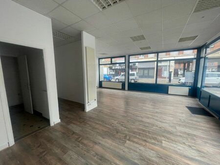 local commercial / bureau de 52 m2