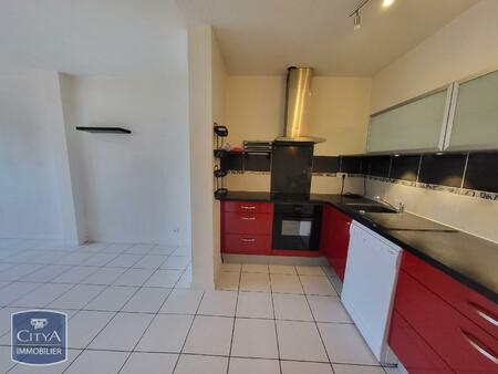 location appartement billom (63160) 3 pièces 57.3m²  525€