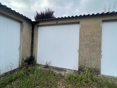 vente garage et parking aux sables-d'olonne (85100) : à vendre / les sables-d'olonne