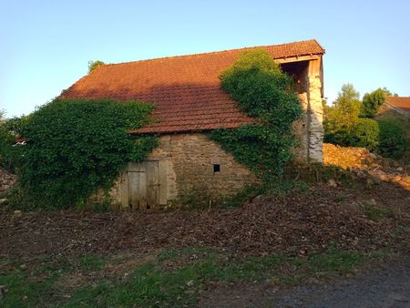 fermette et son jardin