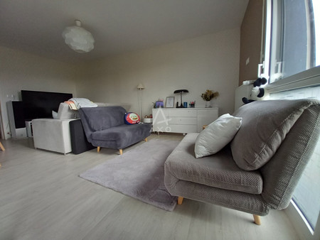 location appartement en résidence acigne  84m² 4 pièces 969.72€ avec garage