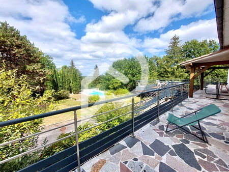 maison familiale avec piscine  à périgueux - marsac sur l isle