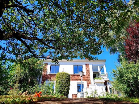 rodez - maison de ville t6 145 m2 avec jardin et 3 garages