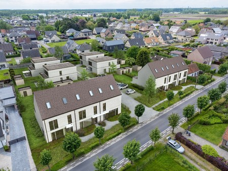 huis te koop in moerbeke met 3 slaapkamers