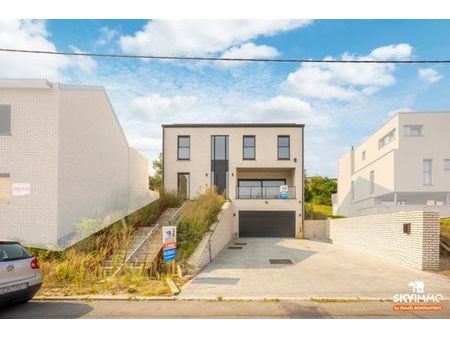 superbe maison 4f- 6ch- jardin + terasse- panneau photov.