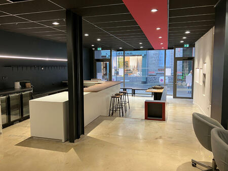 vente bureaux et commerces à saint-brieuc (22000) : à vendre / 271m² saint-brieuc