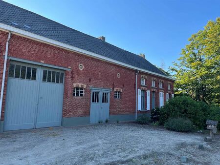 hoeve met 2 23 ha weiland