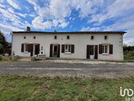 vente maison piscine à saint-bonnet-sur-gironde (17150) : à vendre piscine / 236m² saint-b