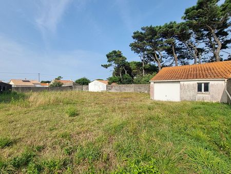 terrain - 755m²