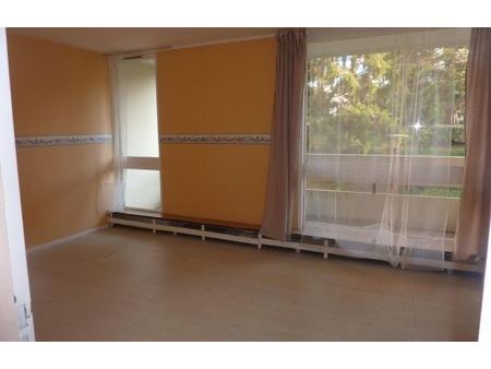 location appartement 3 pièces 66 m² élancourt (78990)