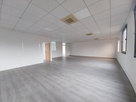 bureau 176 m²