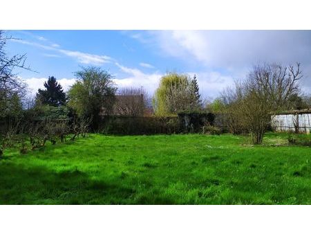 terrain bombon 926m² libre constructeur