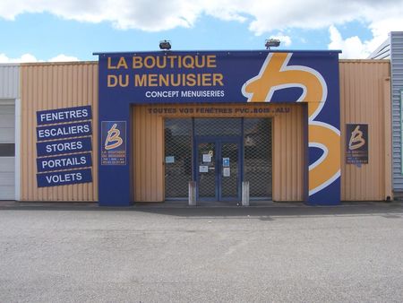 a louer local commercial 236 m2