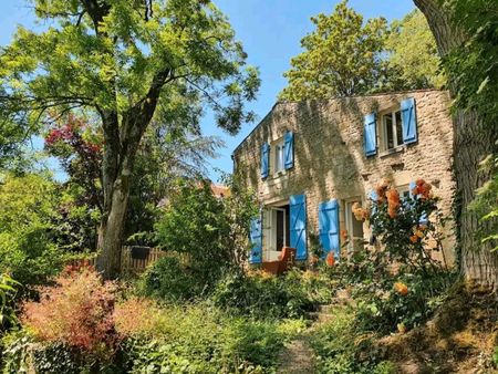 maison de charme en lisière de forêt