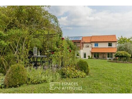 charmante propriété familiale et son jardin d'exception