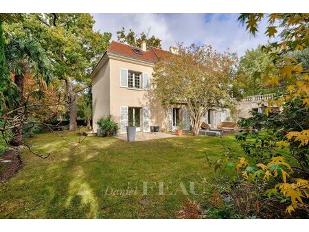 maison meublee 5 chambres (saint-germain-en-laye)