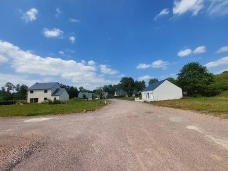 terrain à vendre à 15 min de rennes !