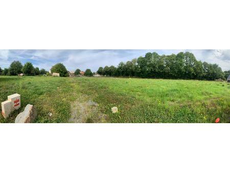 terrain à vendre à mi-chemin entre rennes et st-malo