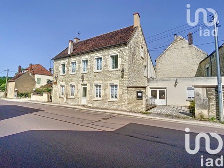 vente maison traditionnelle 15 pièces de 355 m² à arcy