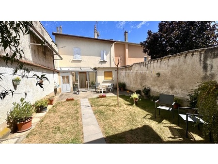 maison 5 pièces - 90 m²