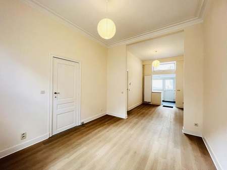 maison à louer à woluwe-saint-lambert € 2.200 (kumsh) - latour & petit bxl location | zimm