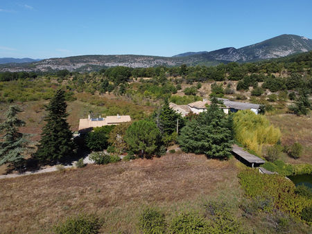 ferme agricole sur 25 hectares