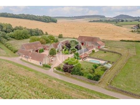 château à vendre à prémery