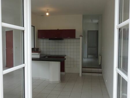 disponible : adorable t2 neuf  gaillac plein ctre au calme