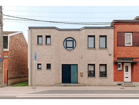 charmante maison 3 façades à montegnée