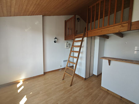 location appartement 2 pièces  27.00m²  cholet