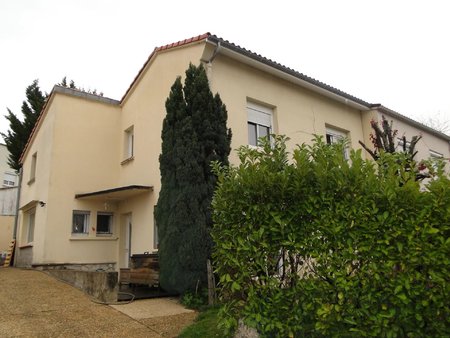 maison individuelle type v avec jardin et garage