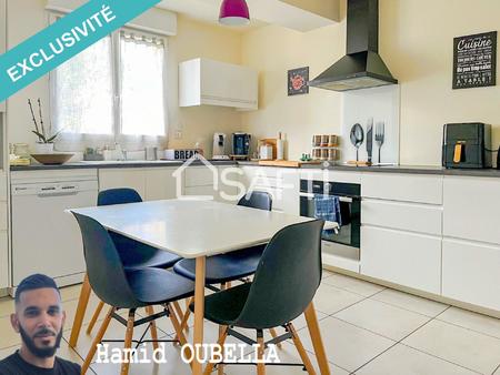 vente maison à champagné (72470) : à vendre / 106m² champagné