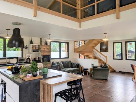 chalet moderne de trois chambres avec vue imprenable aux houches