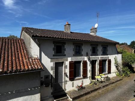 charmante maison de 3 chambres dans un hameau paisible