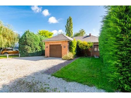 villa plain-pied 3 chambres avec garage et jardin!