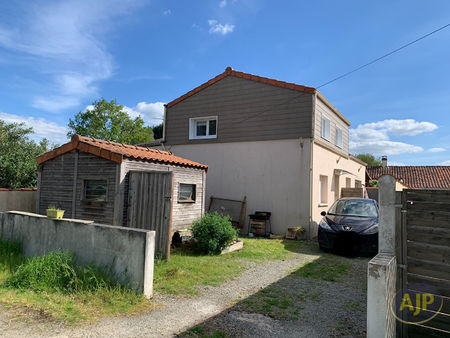 maison sainte pazanne 4 pièce(s) 93.37 m2