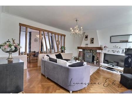 maison grandvilliers 8 pièce(s) 212 m2