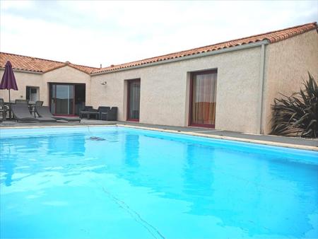 vente maison piscine à saint-vincent-sur-jard (85520) : à vendre piscine / 183m² saint-vin