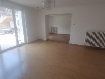 location appartement 4 pièces 145 m²