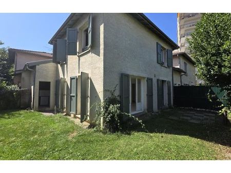 location maison 4 pièces 82 m² grenoble (38000)