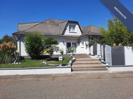 vente maison 6 pièces 247 m²