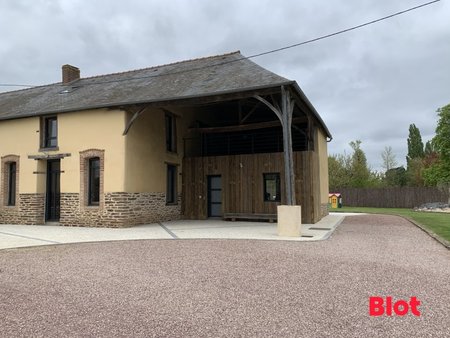 a vendre blot immobilier à l'hermitage longère rénovée de 150m2 - terrain de 1700m2 - 4 ch