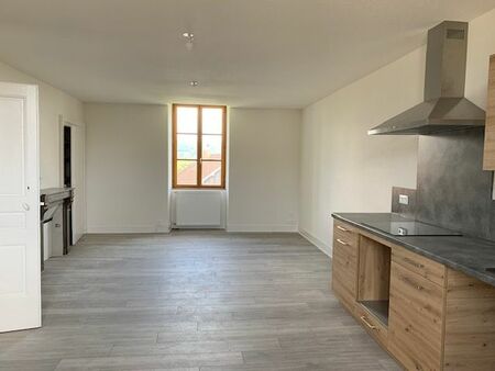 appartement t3 vers-en-montagne