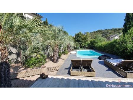 magnifique villa familiale de prestige  11 pièces  avec piscine et jardin paysager à ajacc