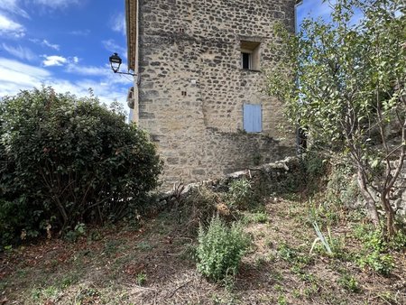 jolie maison de village de type t4 avec jardin à louer à viens