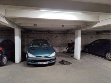 location places de parking paris 13